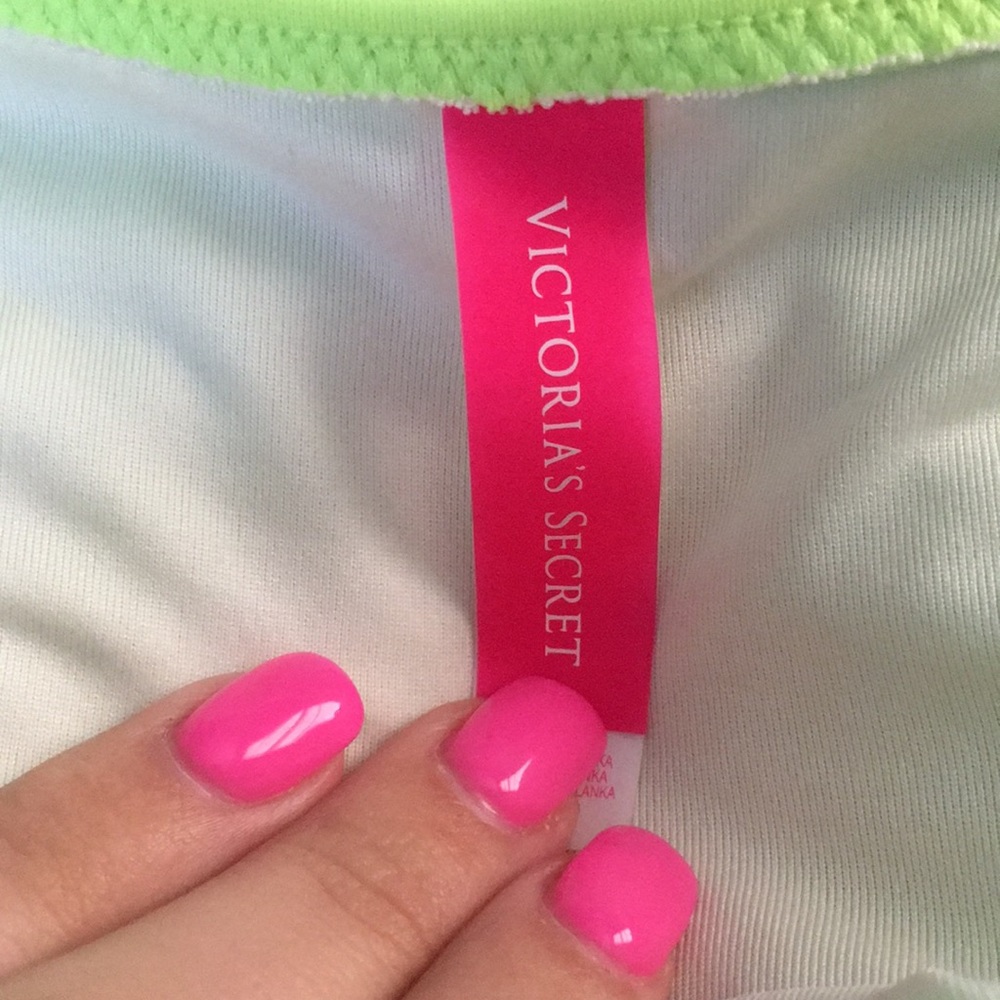 Swim suit - Picture 2 of 2